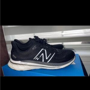 New balance shoes